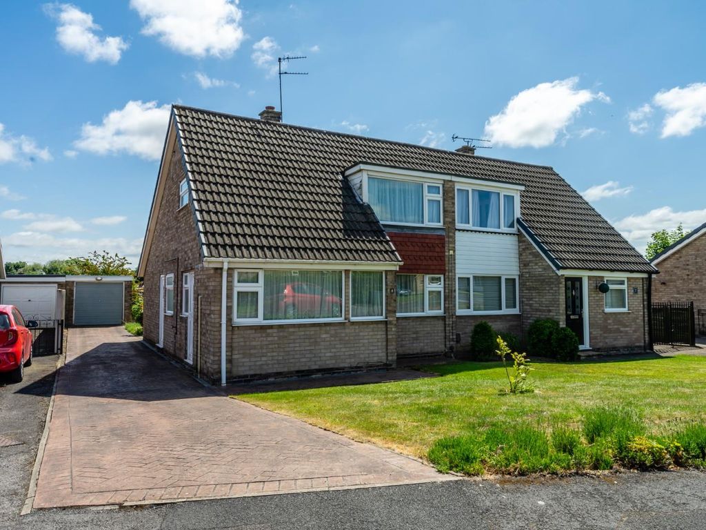 3 bed semidetached bungalow for sale in The Paddock, Boroughbridge