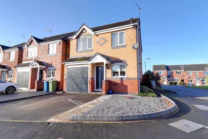 3 bed detached house for sale in Astoria Drive, Stafford, Staffordshire