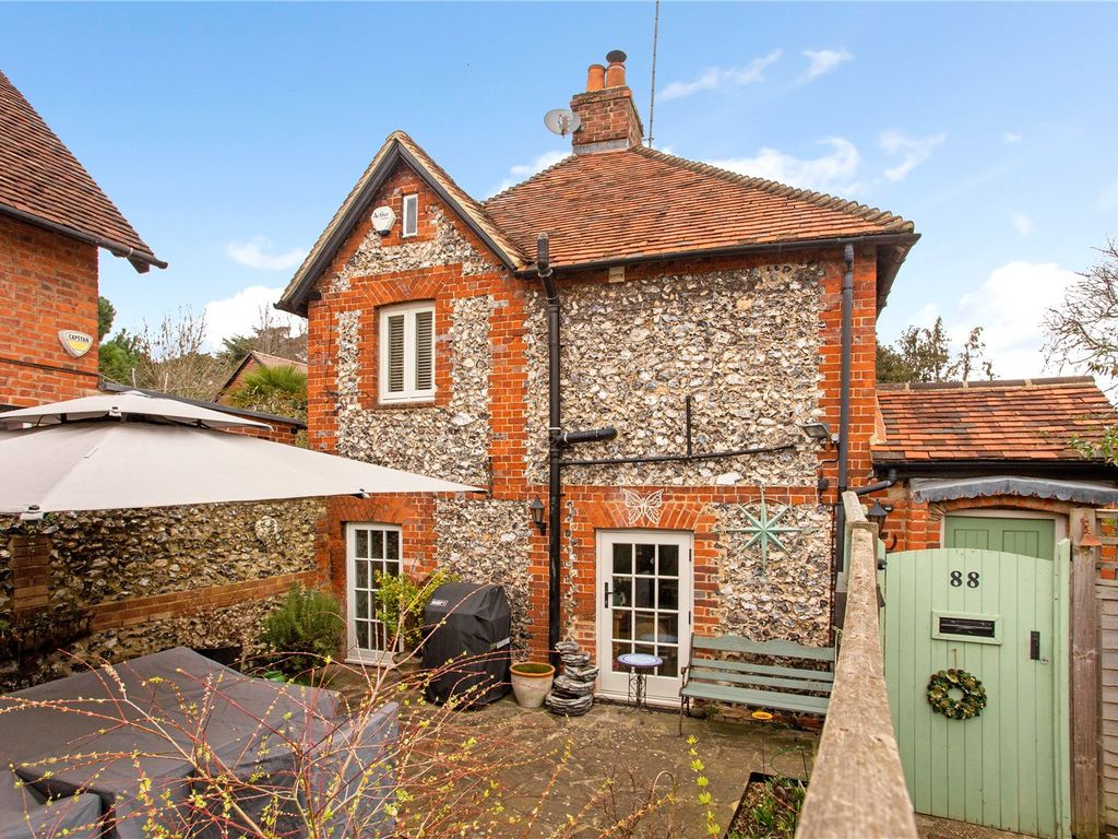 2 bed detached house for sale in West Street, HenleyOnThames