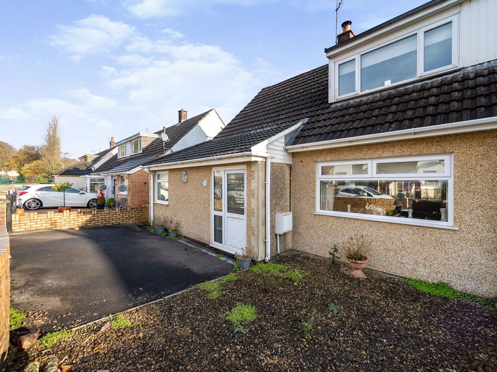 4 bed semidetached bungalow for sale in Heol TyGwyn, Nantyffyllon, Maesteg CF34 Zoopla