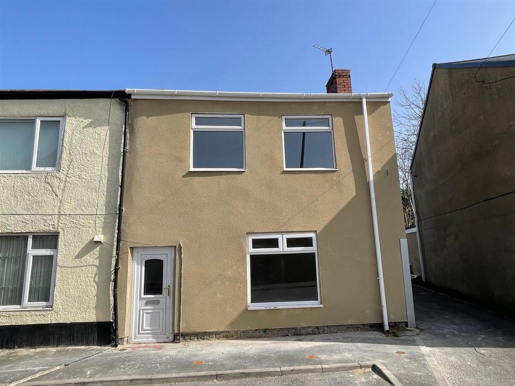 2 bed terraced house to rent in Marshall Terrace, Gilesgate, Durham