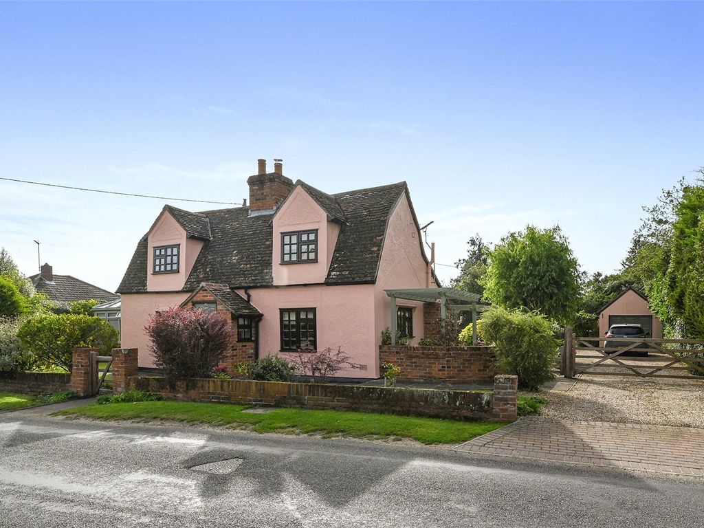 3 bed country house for sale in Long Road East, Dedham, Colchester CO7