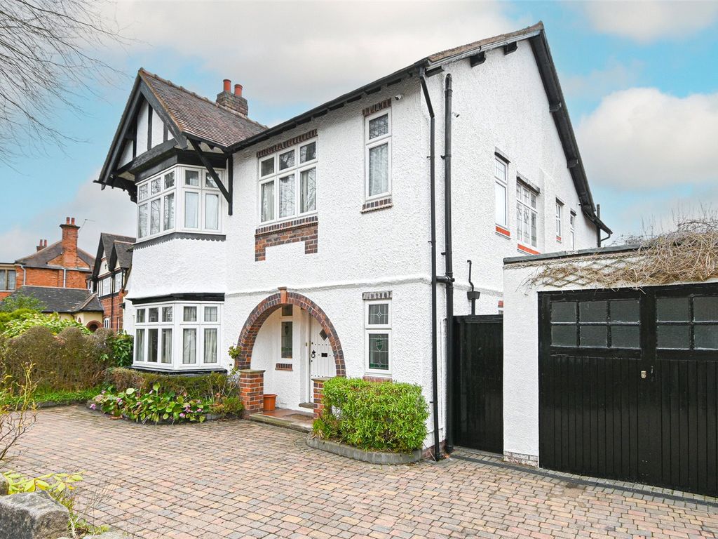 6 bed detached house for sale in Carisbrooke Road, Edgbaston