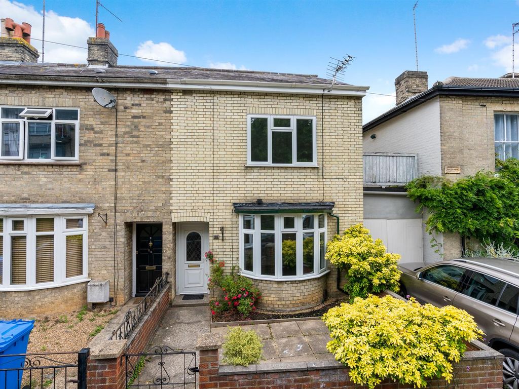 3 bed terraced house for sale in Oxford Street, Norwich NR2, £265,000