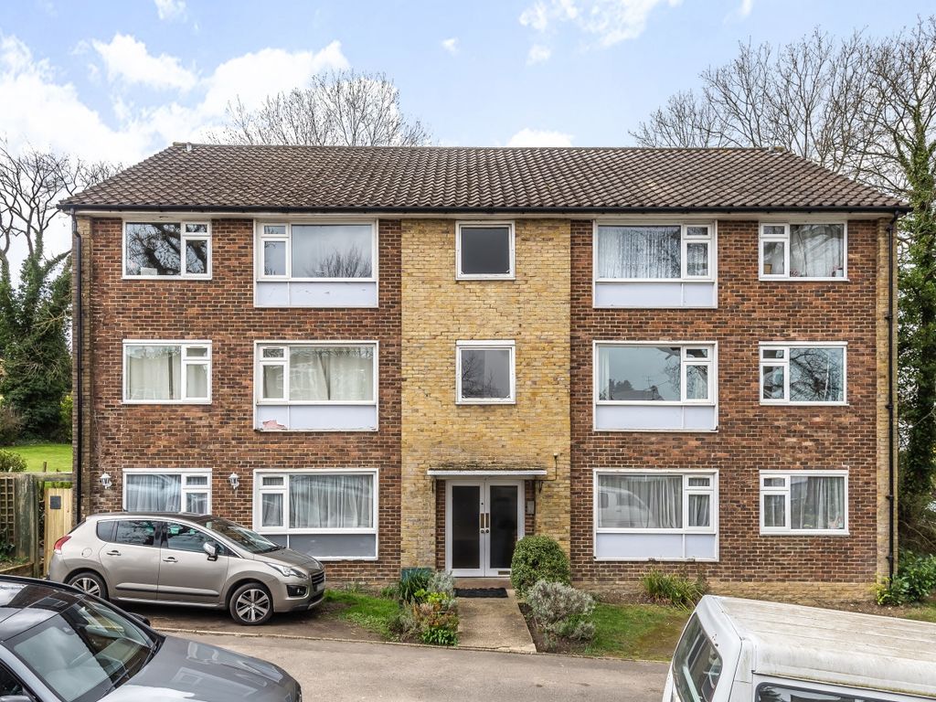 2 bed flat to rent in Cumberland Road, Bromley BR2 Zoopla