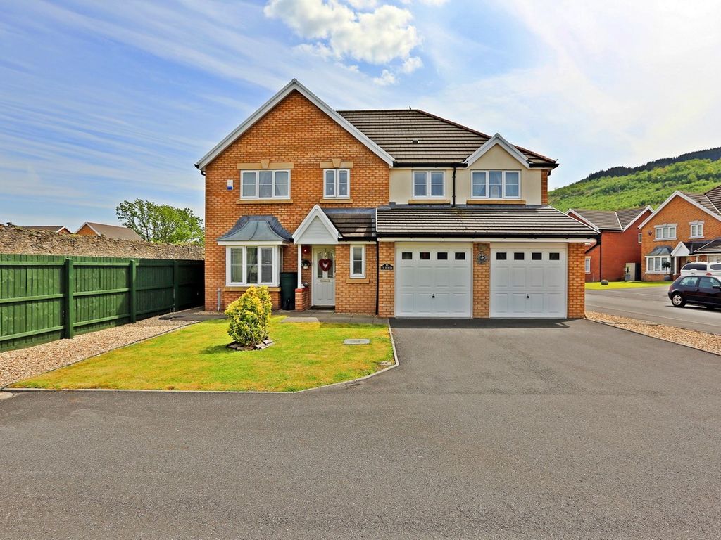 5 bed detached house for sale in Heol Ty Aberaman, Aberaman, Aberdare