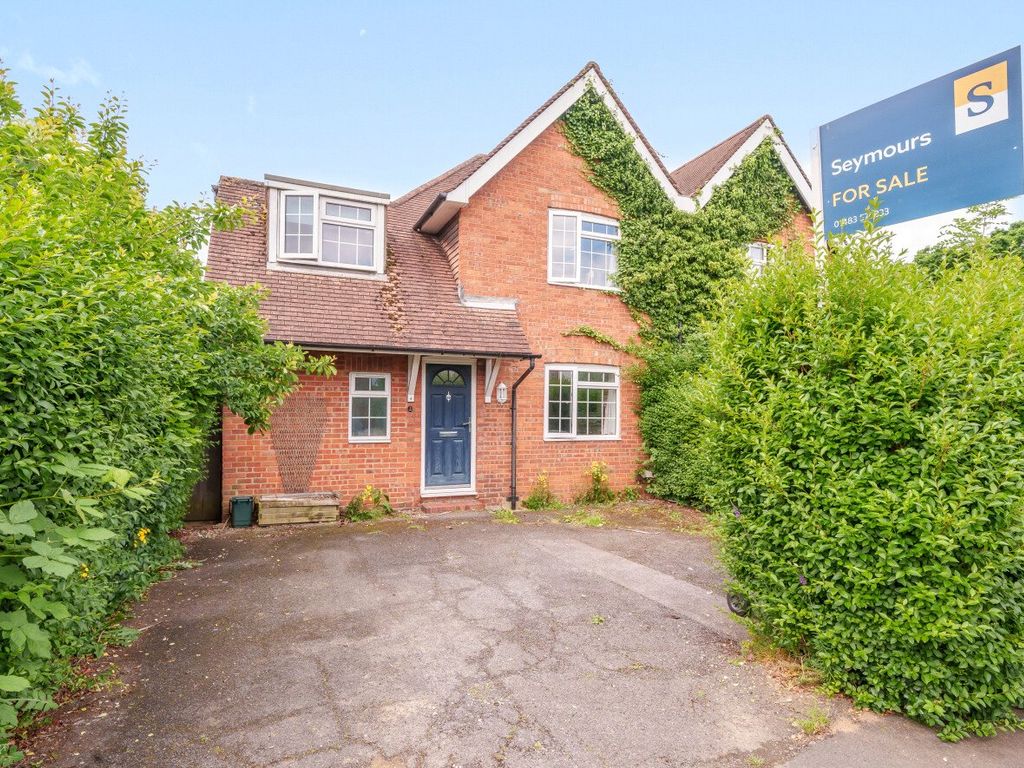4 bed semidetached house for sale in Guildford, 7Uu GU2, £575,000 Zoopla