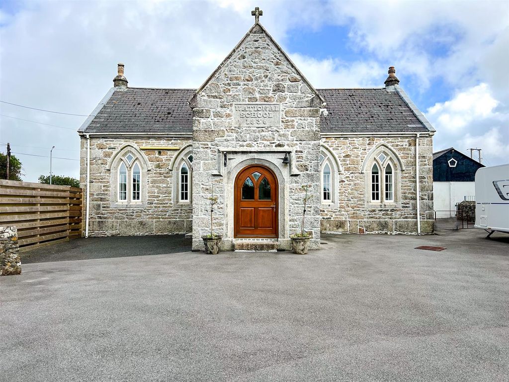 4 bed linkdetached house for sale in Wendron, Helston TR13, £625,000