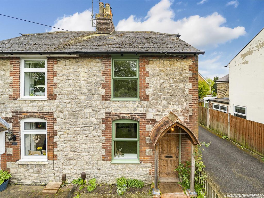 2 bed semidetached house for sale in Heath Road, Barming, Maidstone