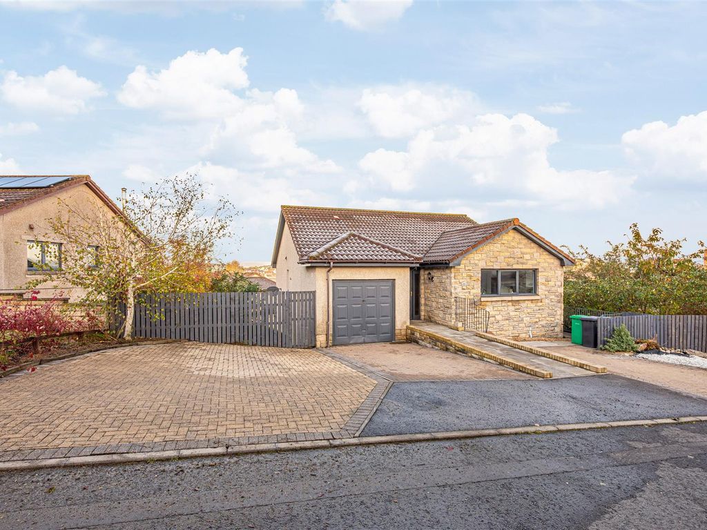 4 bed detached house for sale in 14 James Miller Road, Rosyth