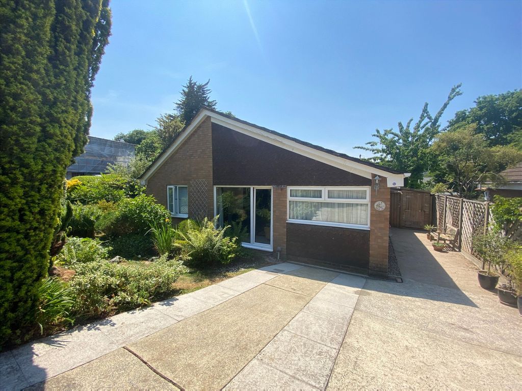 4 bed bungalow for sale in Meadow Park, Marldon, Paignton TQ3 Zoopla