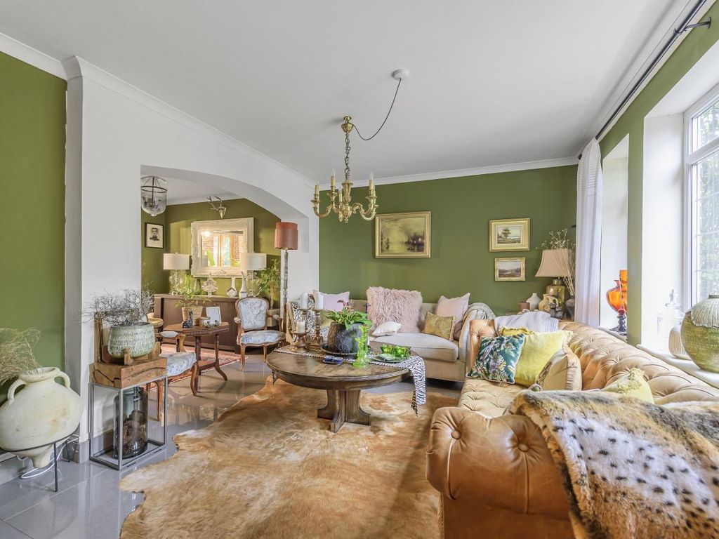 4 bed property for sale in Stanborough Avenue, Borehamwood WD6 Zoopla