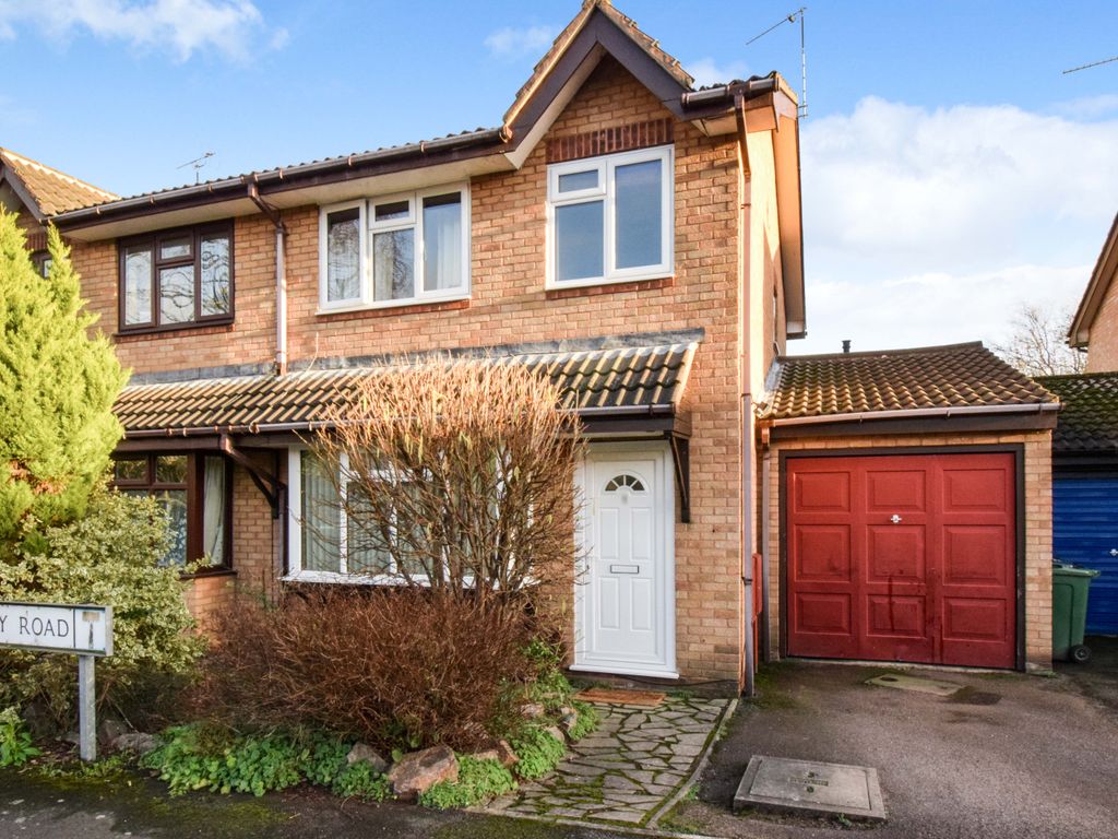 4 bed semidetached house for sale in Kelcey Road, Quorn, Loughborough