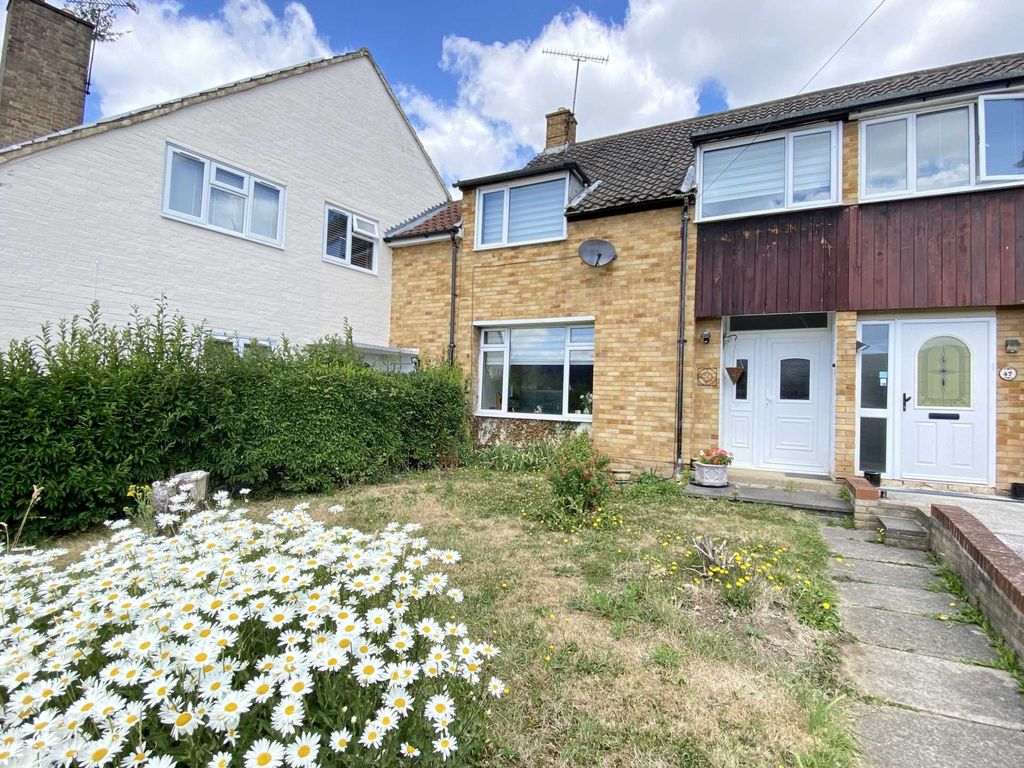 3 bed terraced house for sale in Salesbury Drive, Billericay CM11 Zoopla