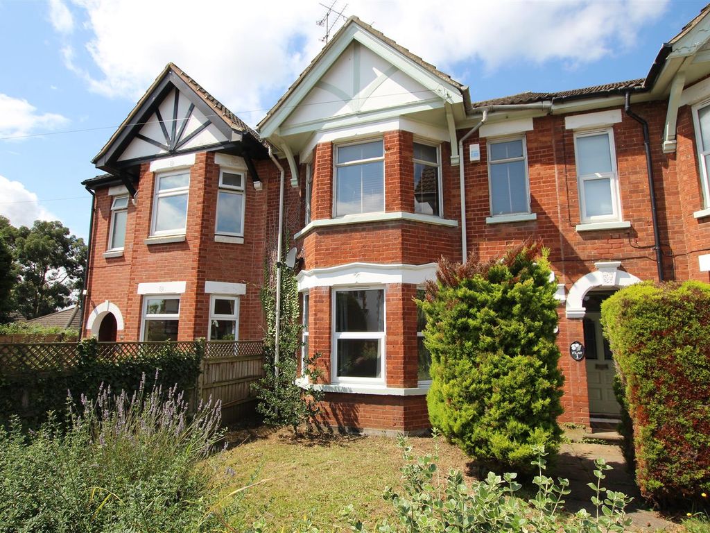 1 bed flat to rent in Heath Road, Leighton Buzzard LU7, £900 pcm Zoopla