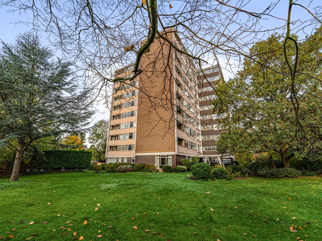 The Knoll, London, London, London W13