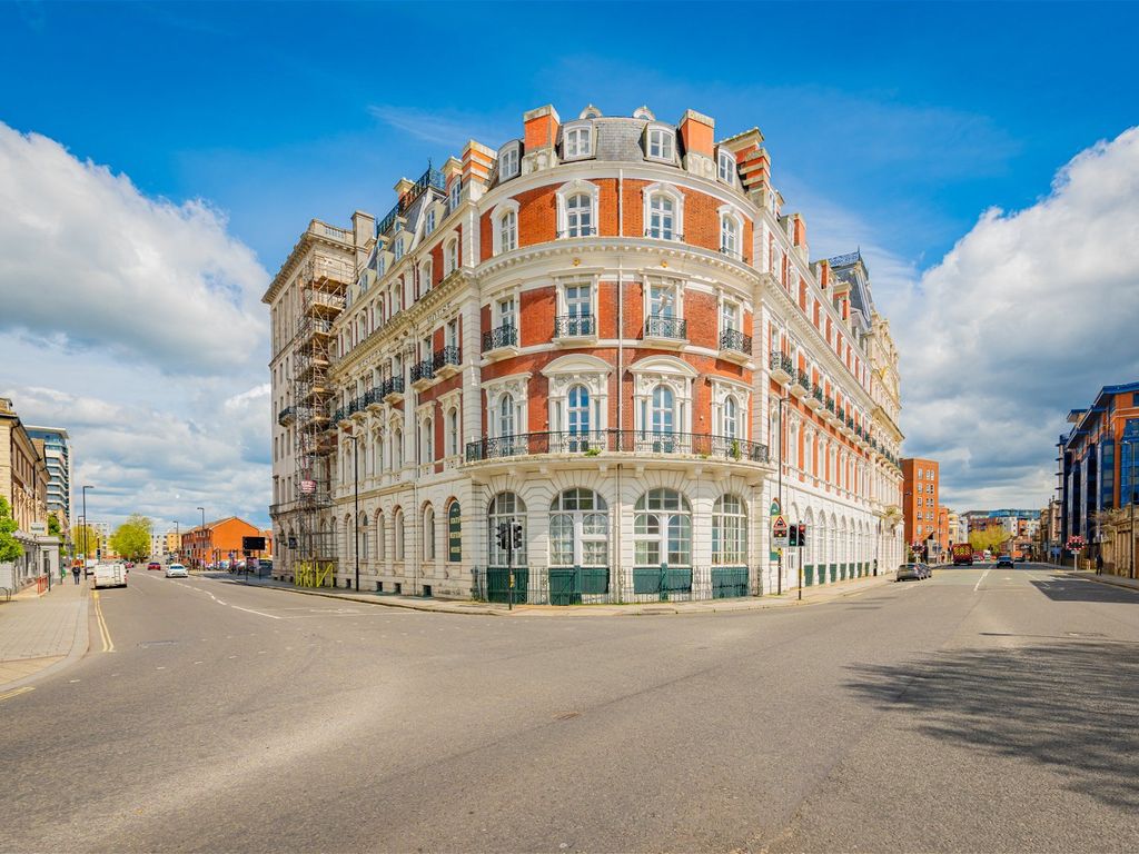 3 bed flat for sale in Imperial Apartments, South Western House