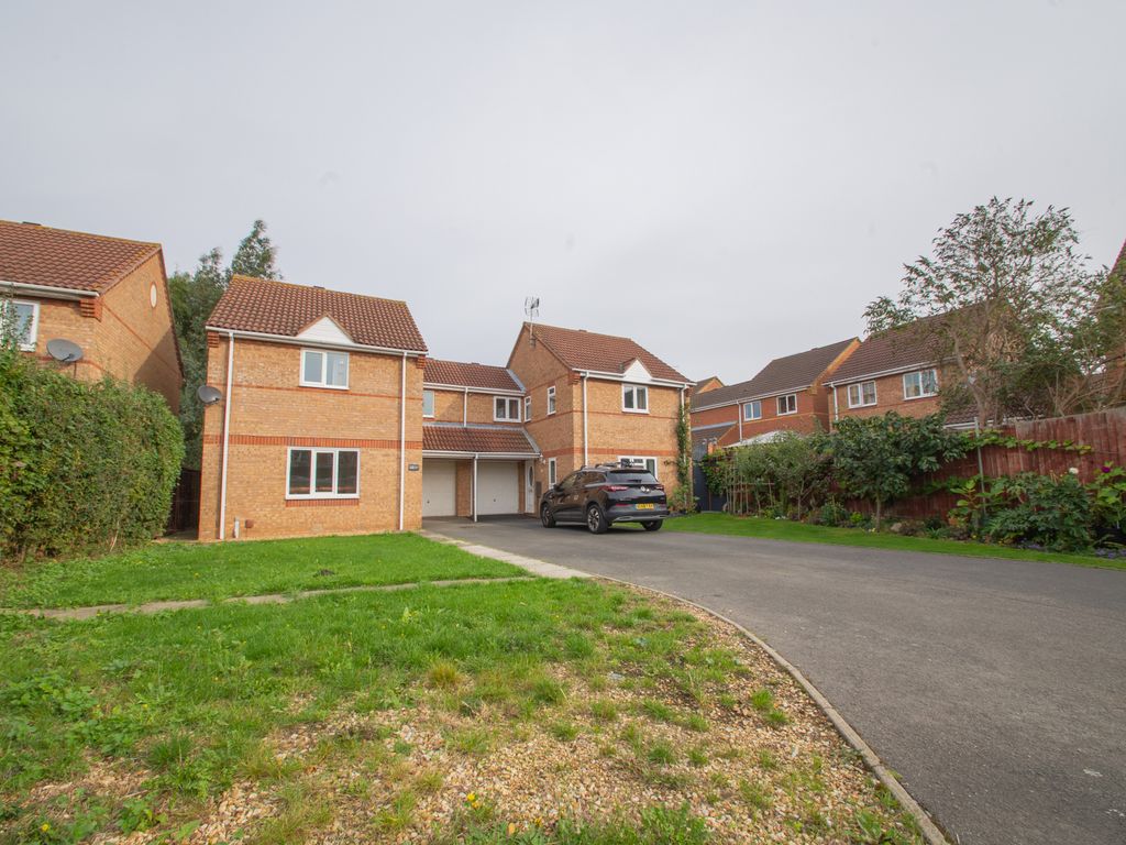 3 bed semidetached house for sale in Heron Park, Parnwell