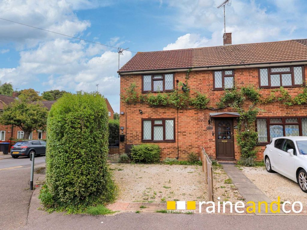 2 bed terraced house for sale in Green Croft, Hatfield AL10 Zoopla