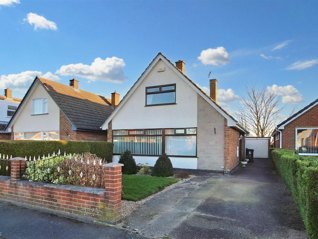 3 bed detached bungalow for sale in Cherrywood Gardens, Thorneywood, Nottingham NG3, £270,000