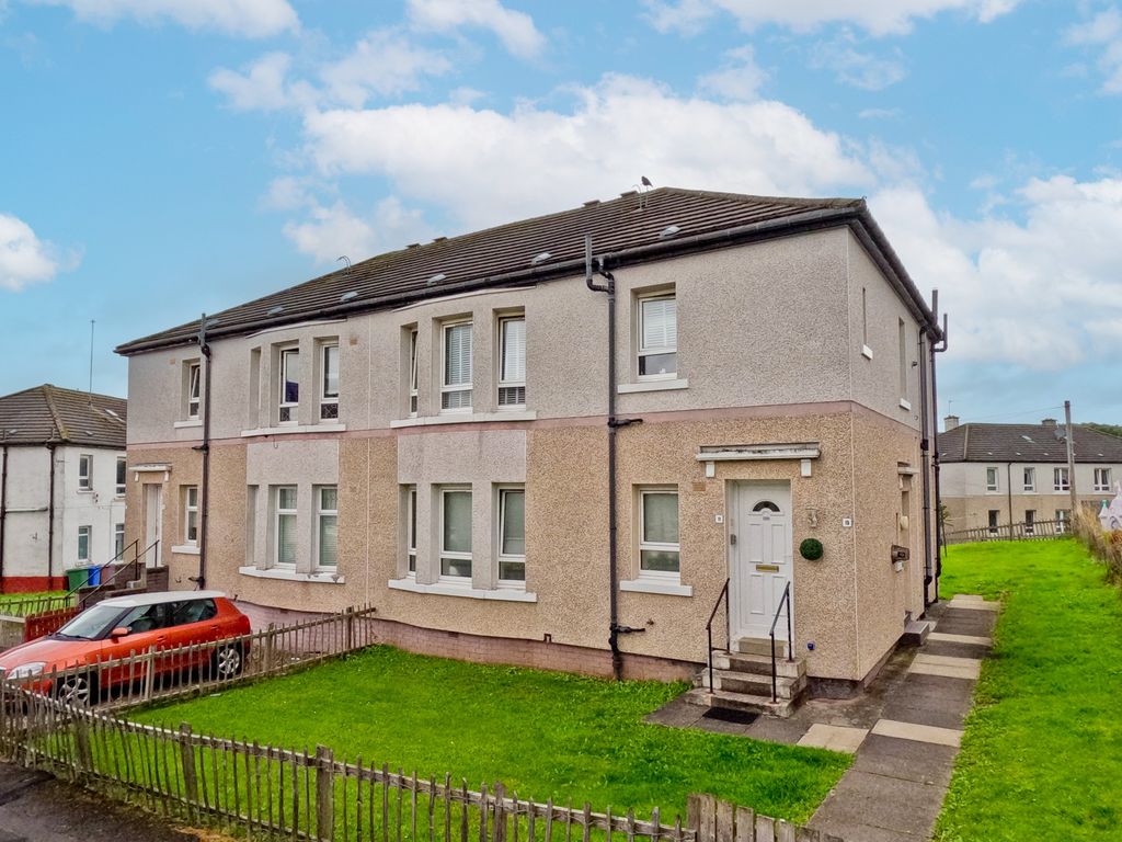 2 bed flat for sale in Roukenburn St, Thornliebank, Glasgow G46, £