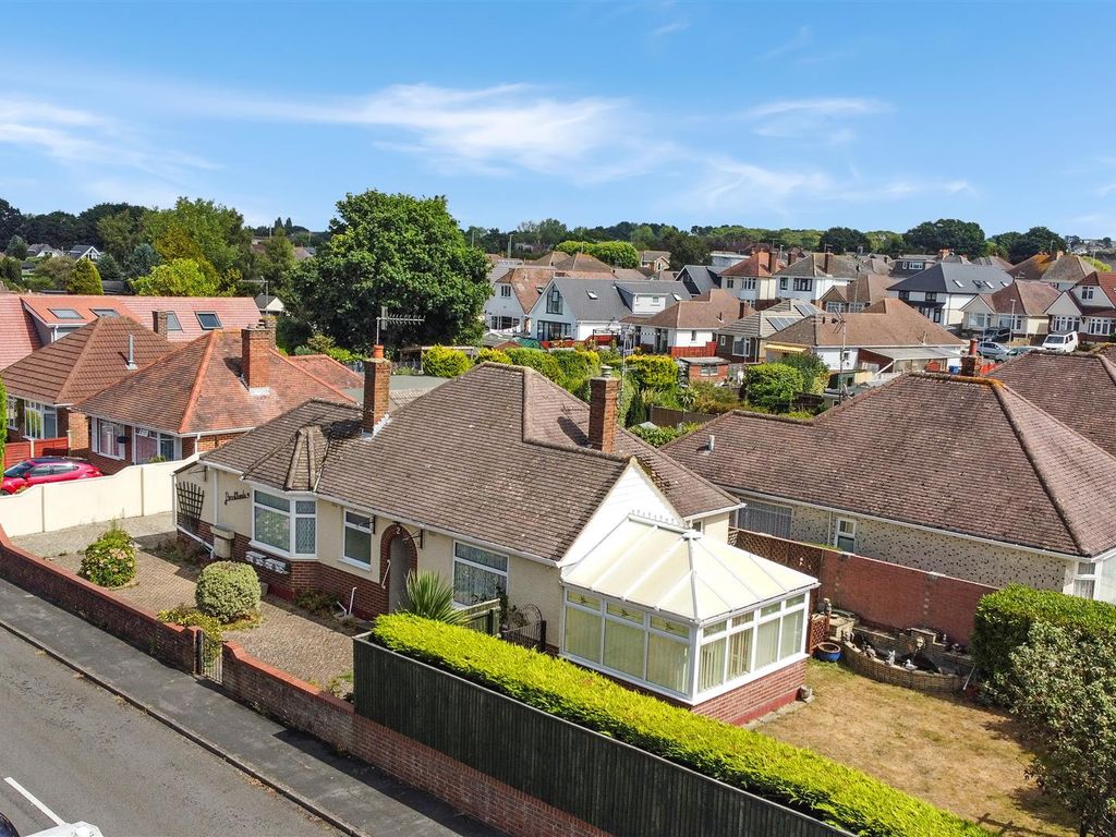2 bed detached bungalow for sale in Somerby Road, Poole BH15 Zoopla