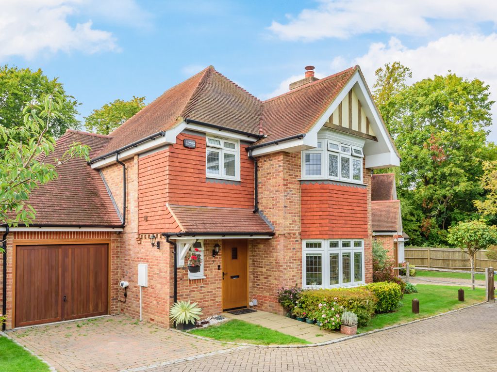 Hurstlands Drive, Orpington BR6  