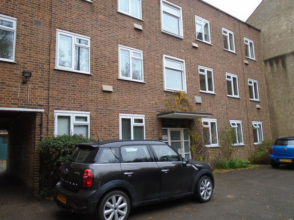 2 bed flat to rent in Archway Road, London N6, £1,675 pcm Zoopla