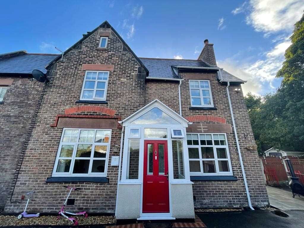 3 bed semidetached house for sale in Hewitts Lane, Knowsley, Knowsley