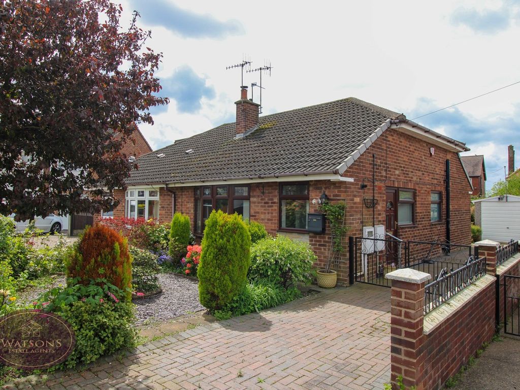 2 bed semidetached bungalow for sale in Kent Road, Giltbrook