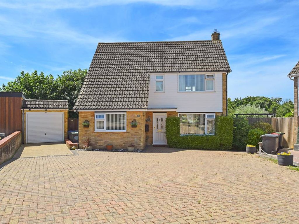 3 bed detached house for sale in The Downings, Herne Bay CT6, £425,000