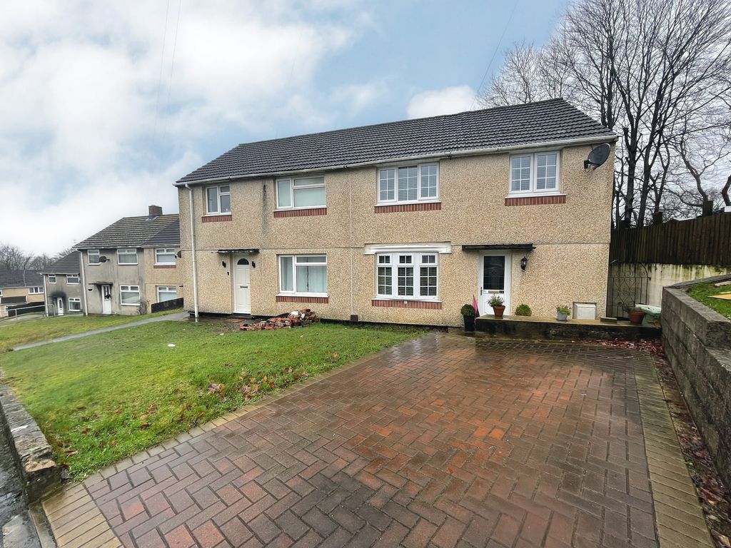 3 bed semidetached house for sale in CefnYLon, Caerphilly CF83 Zoopla