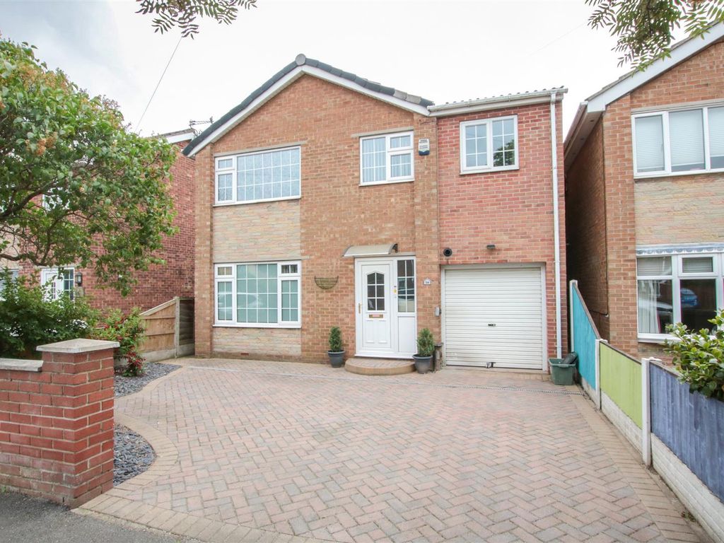 5 bed detached house for sale in Brecks Lane, Kirk Sandall, Doncaster
