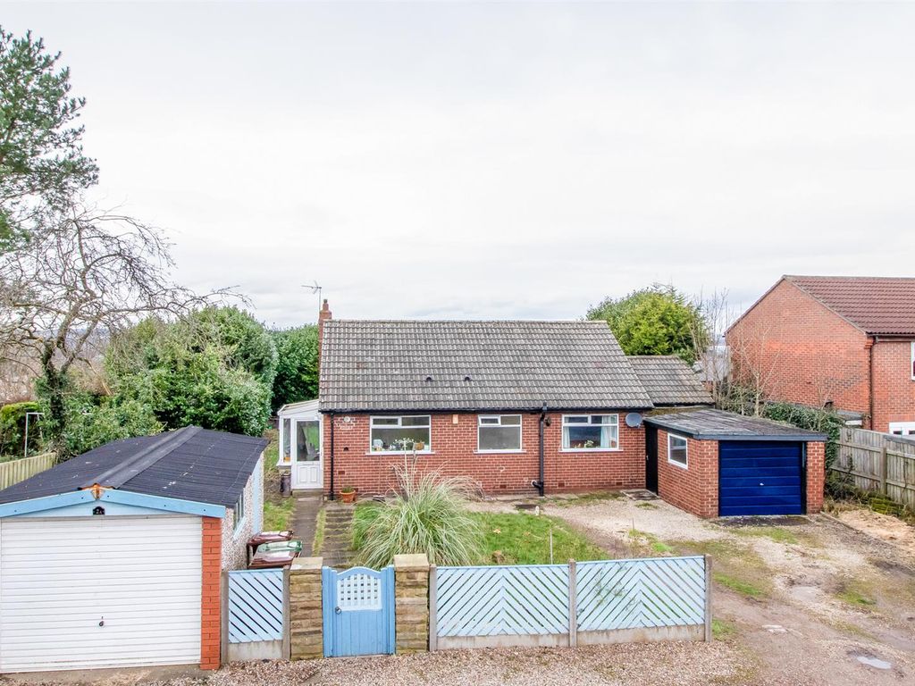 3 bed detached bungalow for sale in High Street, Crigglestone