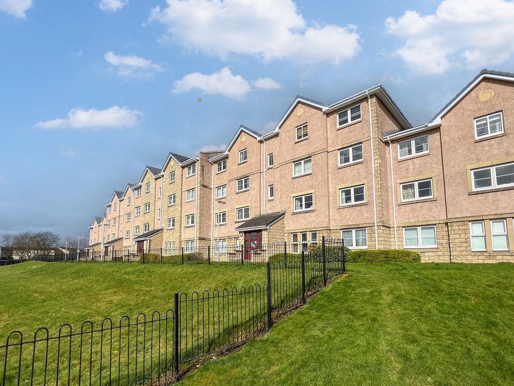 2 bed flat for sale in Inverewe Place, Dunfermline KY11 Zoopla