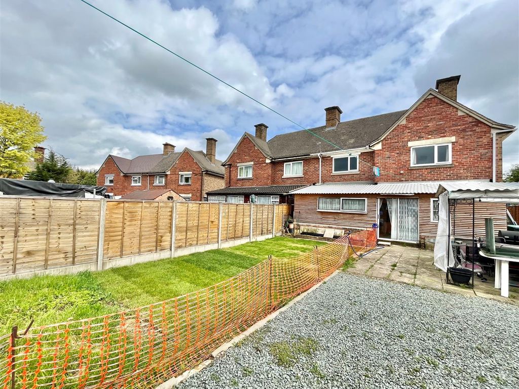4 bed semidetached house for sale in Coney Hill Road, Barnwood