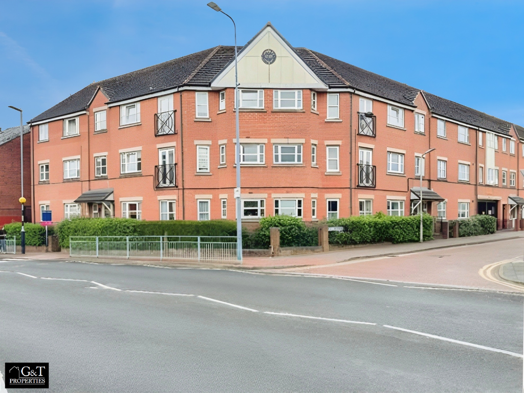 2 bed flat for sale in Hingley Court, Corngreaves Trading Estate, Cradley Heath B64, £115,000