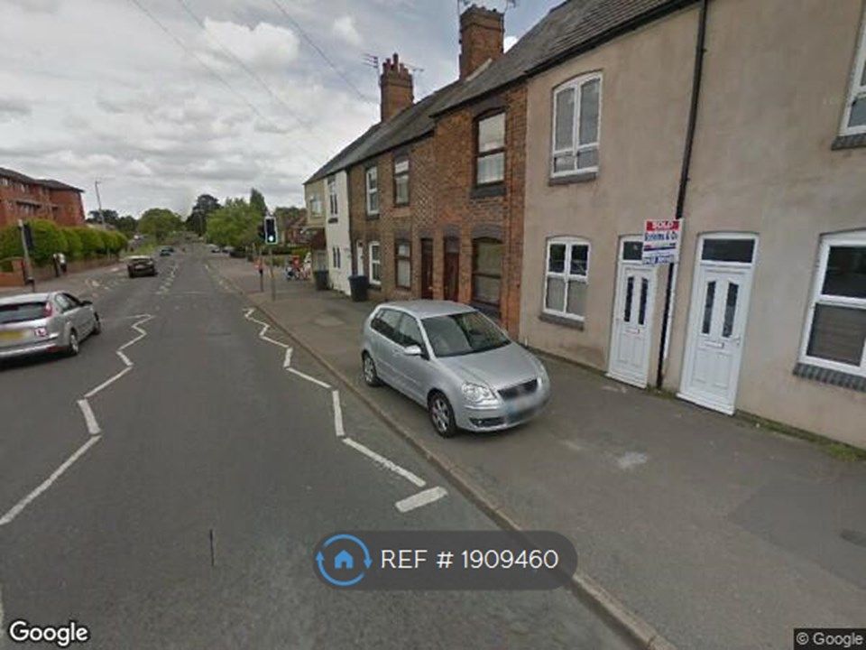 2 bed terraced house to rent in Ashby Road, Hinckley LE10, £750 pcm