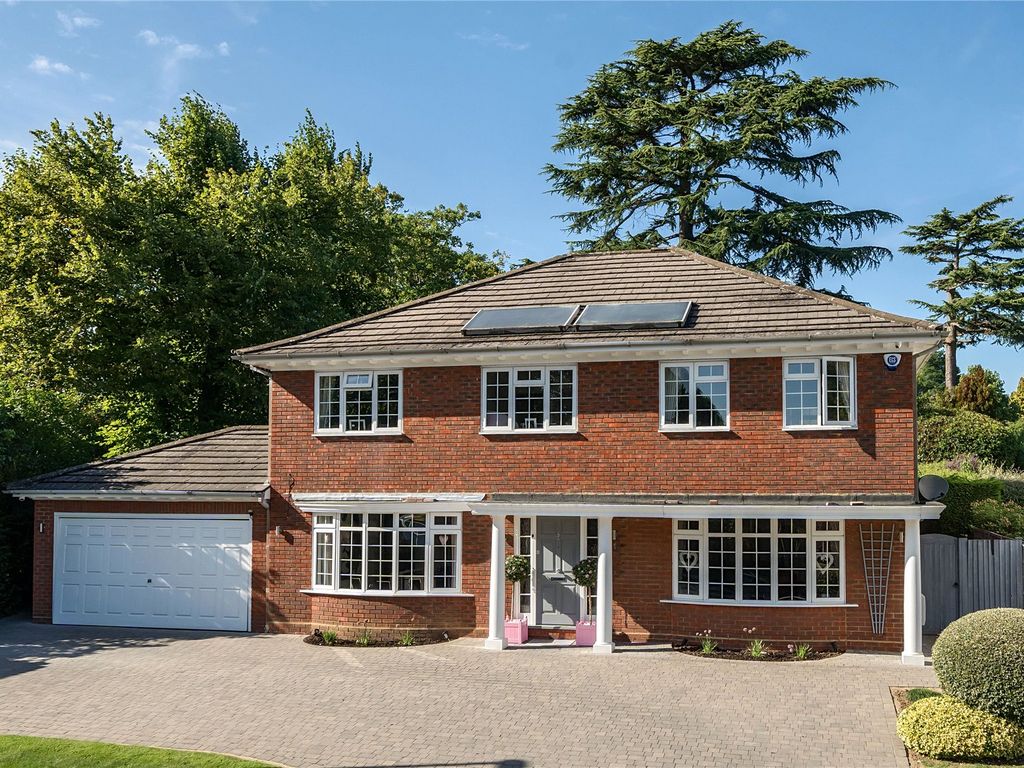 5 bed detached house for sale in Copley Dene, Bromley BR1, £1,350,000