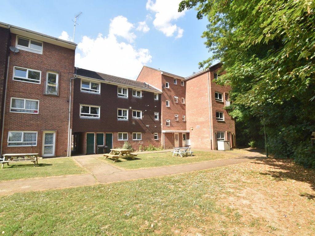 2 bed flat for sale in Park Place, Amersham, Bucks HP6 Zoopla