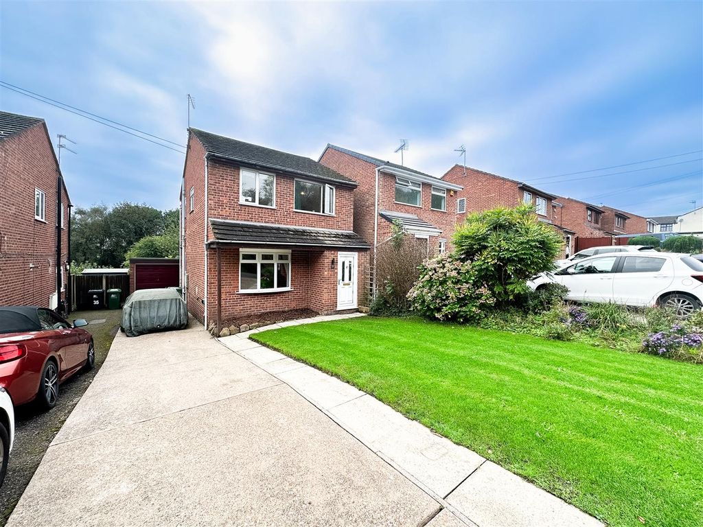 3 bed detached house for sale in Upper Marehay Road, Marehay, Ripley