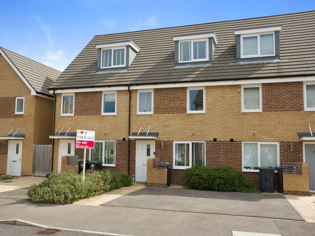 3 bed terraced house for sale in Agincourt Avenue, Gosport PO13 Zoopla