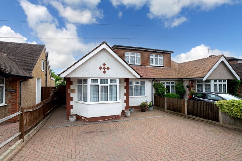 2 bed property for sale in Links Way, Croxley Green WD3 Zoopla