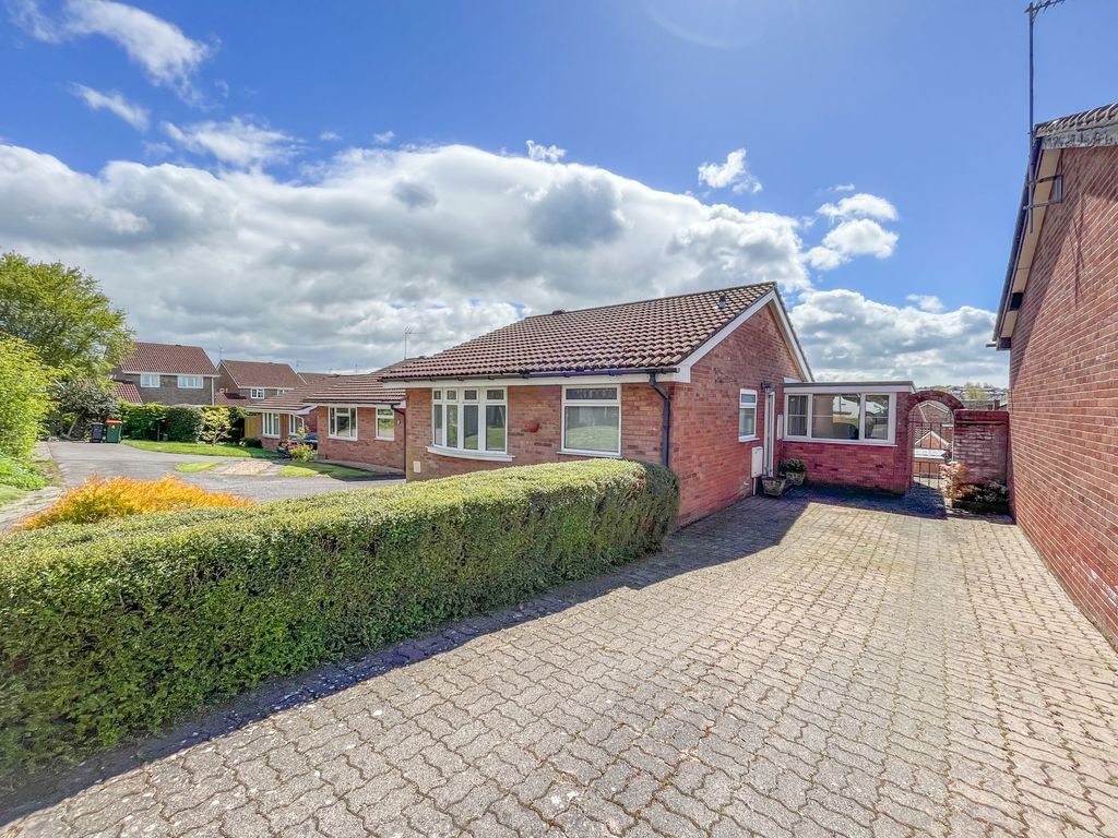 2 bed detached bungalow for sale in Conifer Close, Caerleon NP18 Zoopla