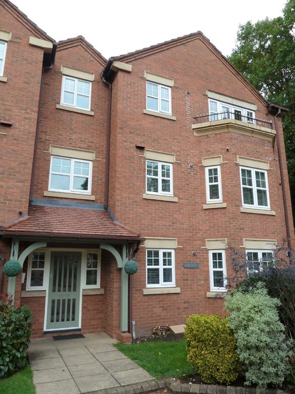 2 bed flat to rent in 19 Alder House, Horsley Road, Sutton Coldfield