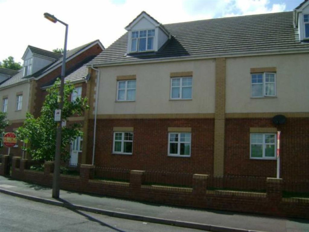 2 bed flat to rent in Wordsworth Close, Tipton DY4, £850 pcm Zoopla