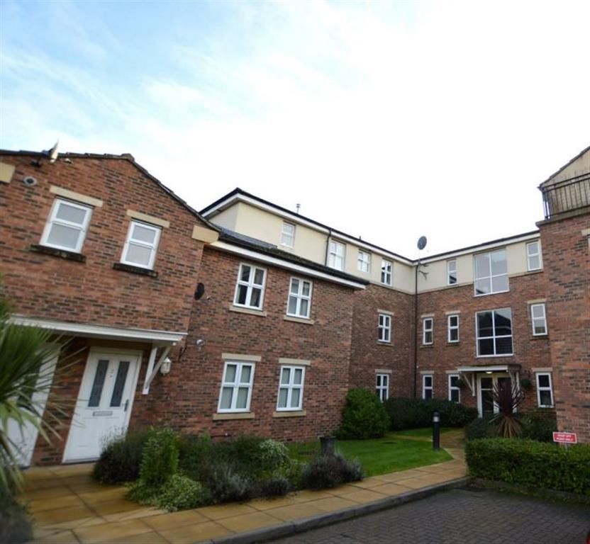 2 bed flat for sale in Longthorpe Lane, Lofthouse, Wakefield WF3, £