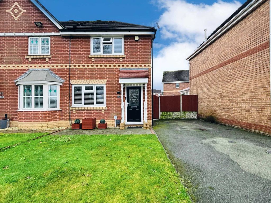 3 bed semidetached house for sale in Saxon Way, Shevington Park L33, £