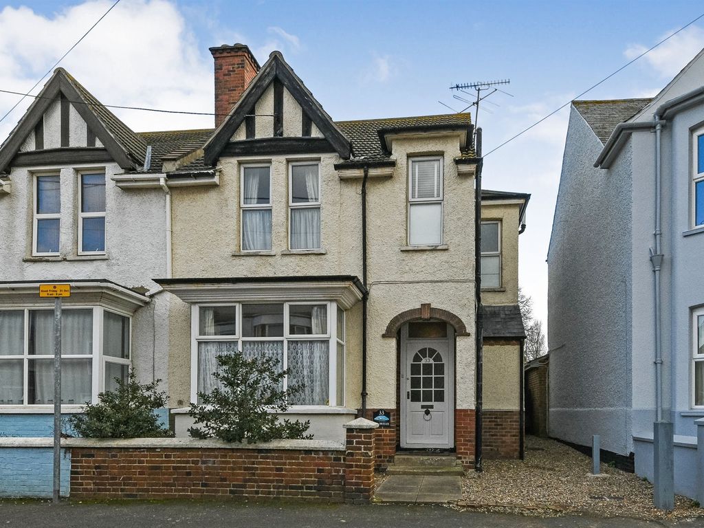 3 bed semidetached house for sale in Seagate Road, Hunstanton PE36