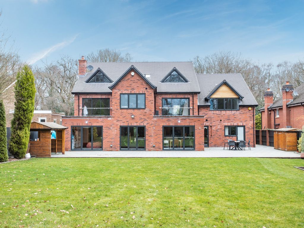 10 bed detached house for sale in Ashlawn Crescent, Solihull B91, £